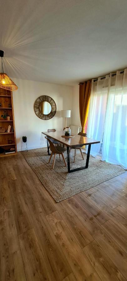Apartamento Avec Terrasse, Parking Et Proche Tramway *